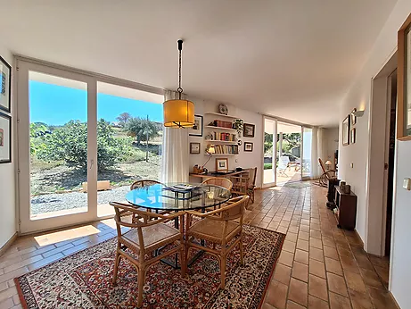 Fantastique Villa à vendre avec vue sur la mer