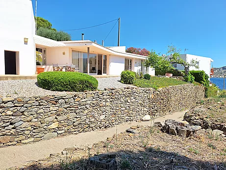 Fantastique Villa à vendre avec vue sur la mer