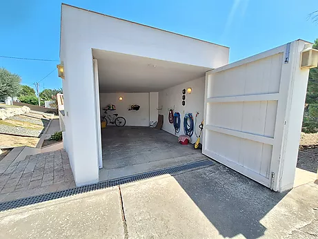 Fantastique Villa à vendre avec vue sur la mer