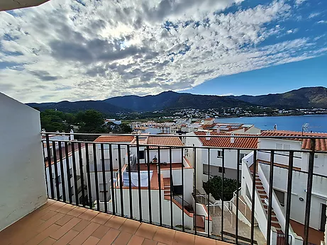 Hostal en venta en el centro del Port de la Selva