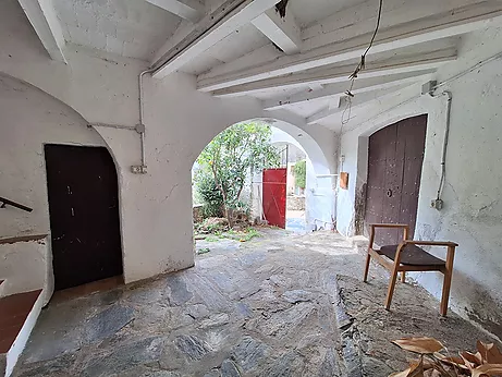 Encantadora Casa de poble a la Vall de Santa Creu en Venda